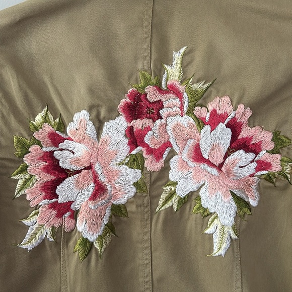 Johnny Was Embroidered Floral‎ Jacket Coat Size Small Tan Khaki Pink Green - Picture 2 of 8